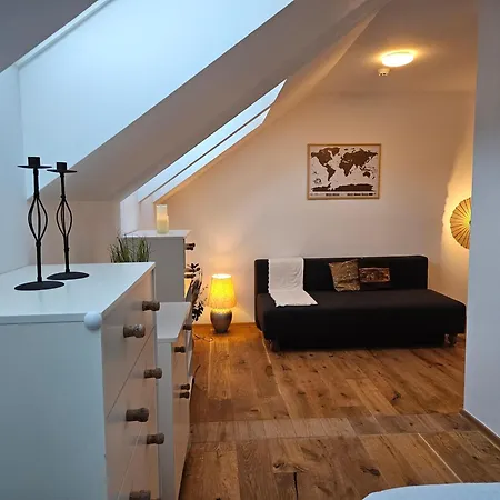 Sunny Ap22 Apartment