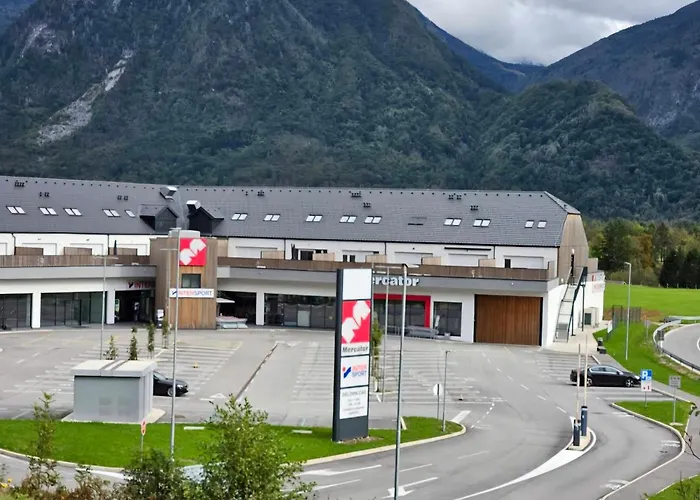 Sunny Ap22 * בובק