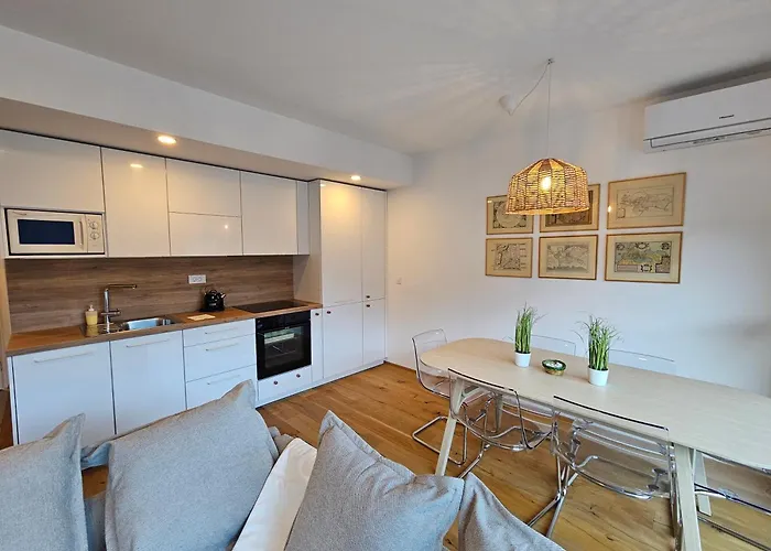 Sunny Ap22 דירה *